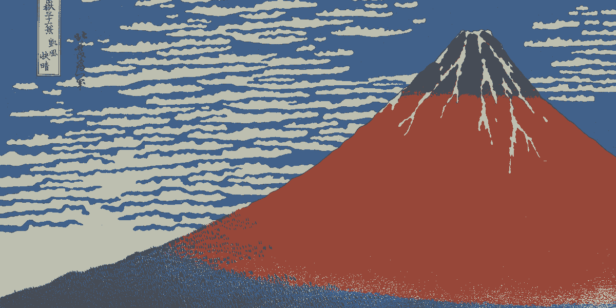 Grabado de Hokusai: el monte Fuji teñido de rojo bajo un cielo azul con nubes alargadas.